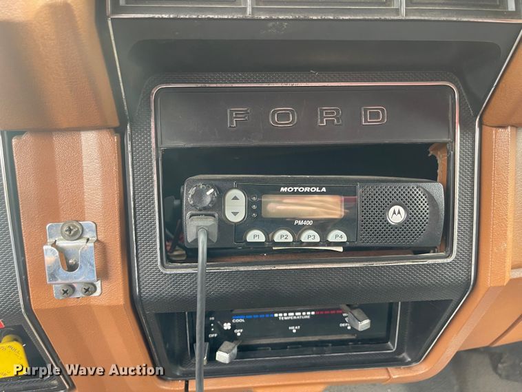 image for item LF9010 1982 Ford F800  pumper fire truck