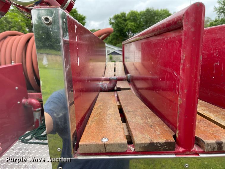 image for item LF9010 1982 Ford F800  pumper fire truck