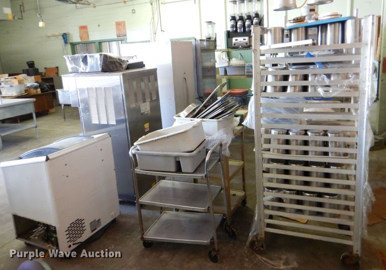 image for item LP9305 Restaurant equipment