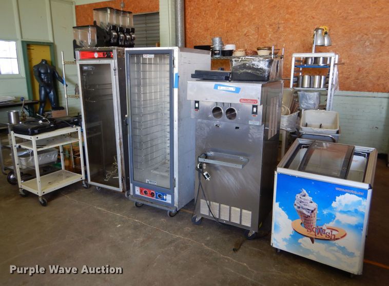 image for item LP9305 Restaurant equipment