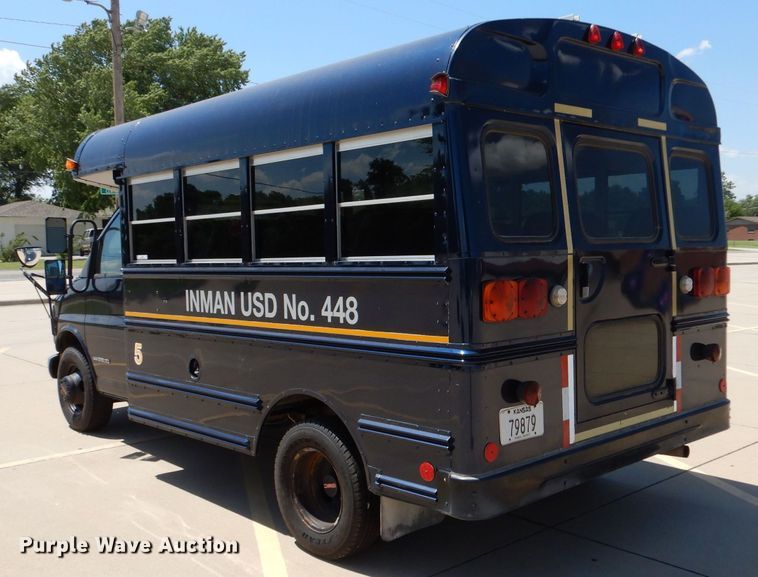 image for item LP9359 2000 GMC G3500  shuttle bus