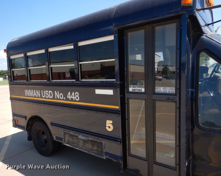 image for item LP9359 2000 GMC G3500  shuttle bus