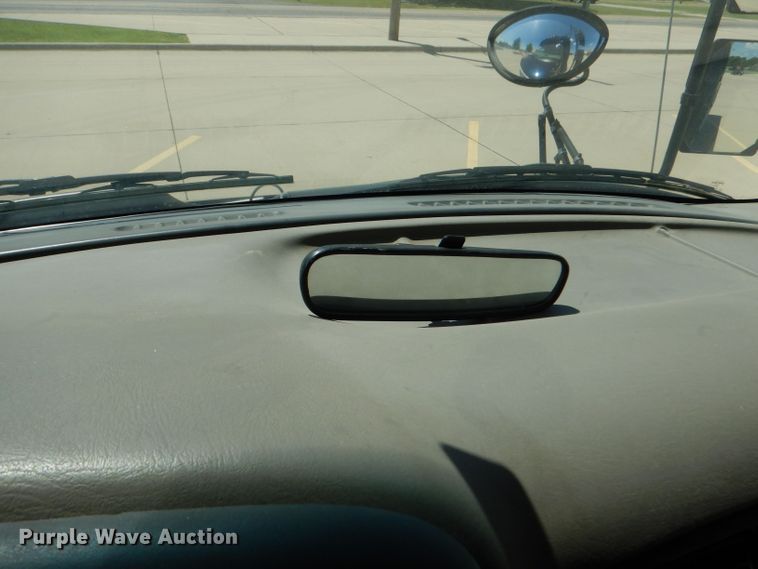 image for item LP9359 2000 GMC G3500  shuttle bus