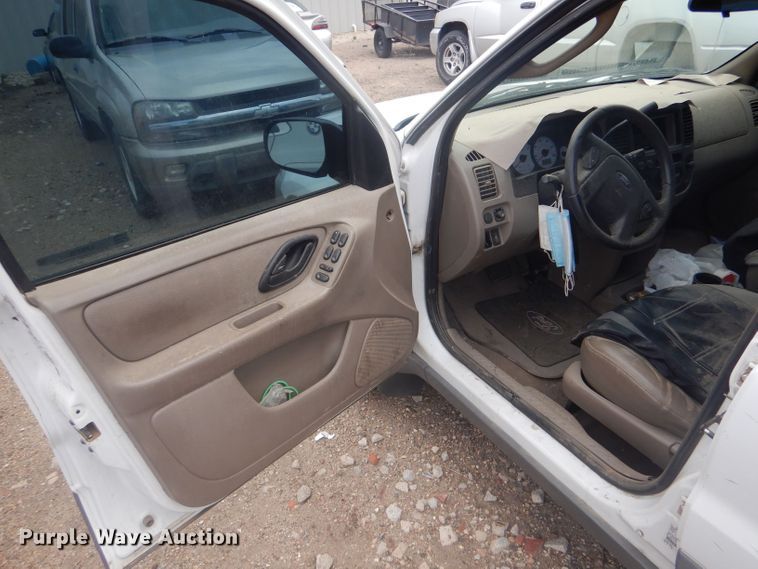 image for item LP9376 2001 Ford Escape XLS  SUV