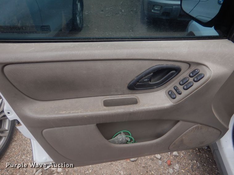 image for item LP9376 2001 Ford Escape XLS  SUV