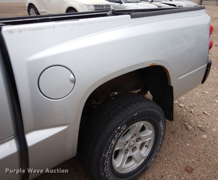 image for item LP9378 2007 Dodge Dakota SLT  Quad Cab pickup truck