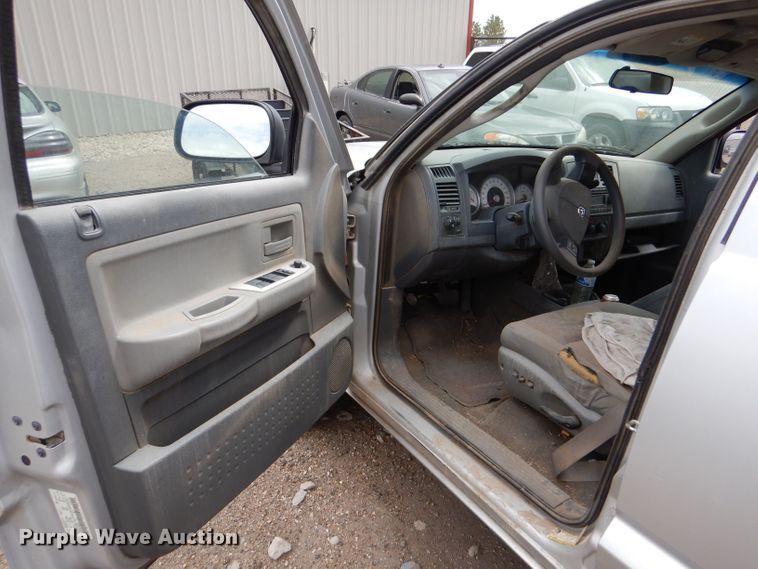 image for item LP9378 2007 Dodge Dakota SLT  Quad Cab pickup truck