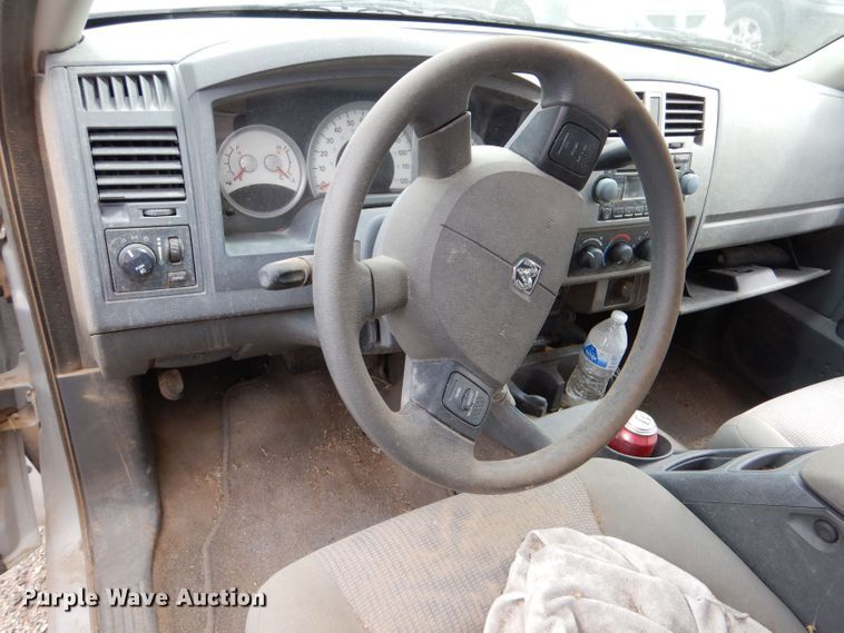 image for item LP9378 2007 Dodge Dakota SLT  Quad Cab pickup truck