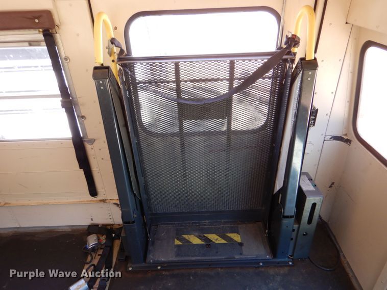 image for item LS9244 1991 Blue Bird  school bus