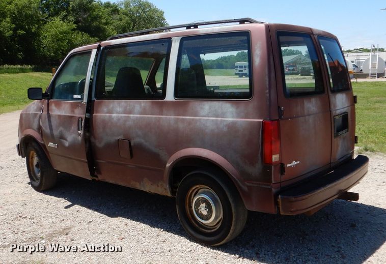 image for item LS9245 1991 Chevrolet Astro  van