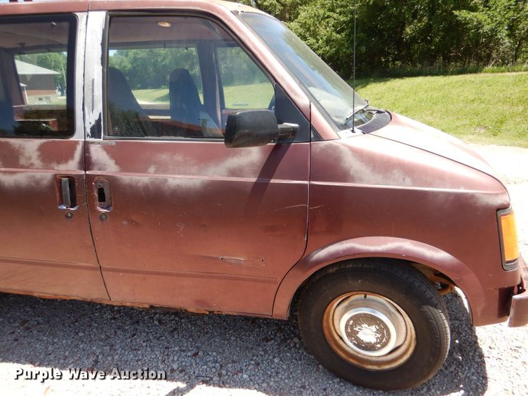 image for item LS9245 1991 Chevrolet Astro  van