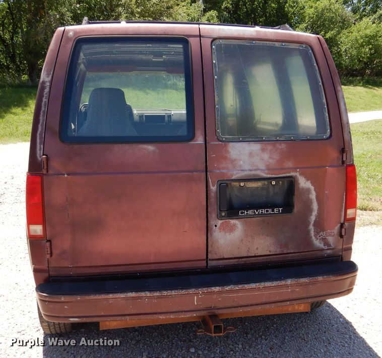 image for item LS9246 1991 Chevrolet Astro  van