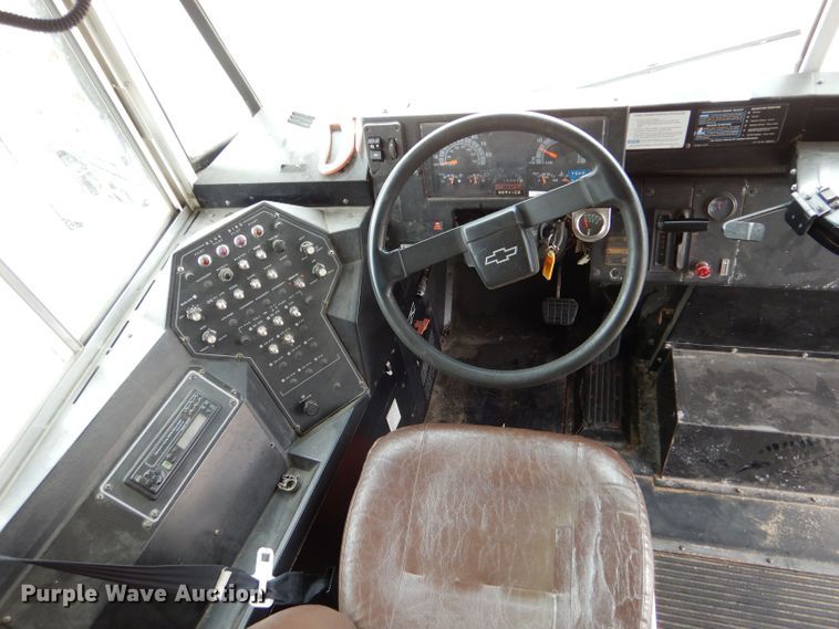 image for item LS9260 2001 Blue Bird  school bus