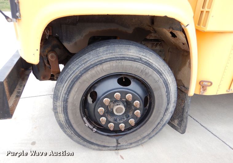 image for item LS9260 2001 Blue Bird  school bus