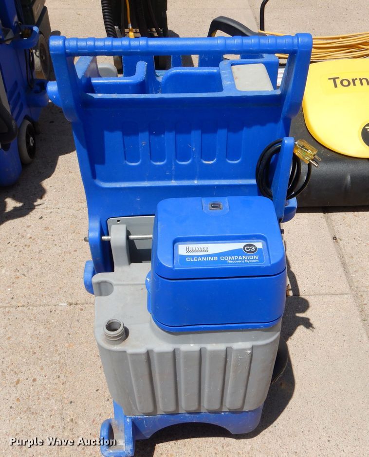 image for item LS9262 (7) floor cleaning machines