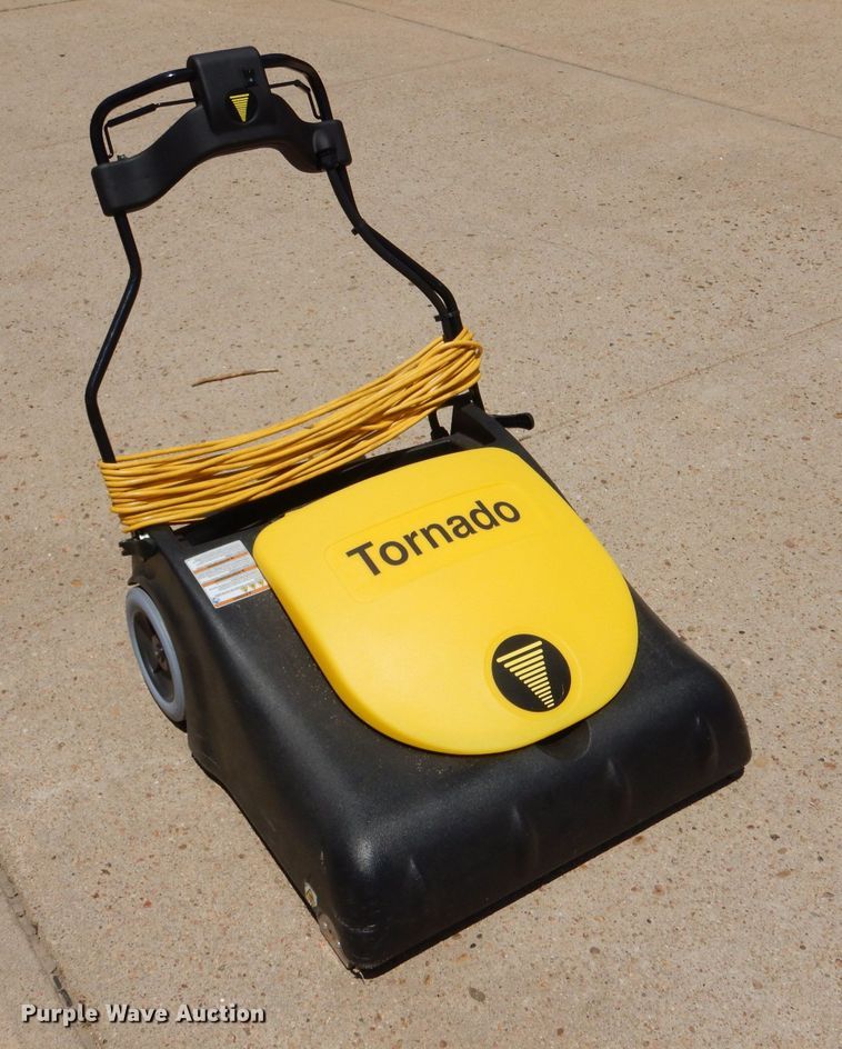 image for item LS9262 (7) floor cleaning machines