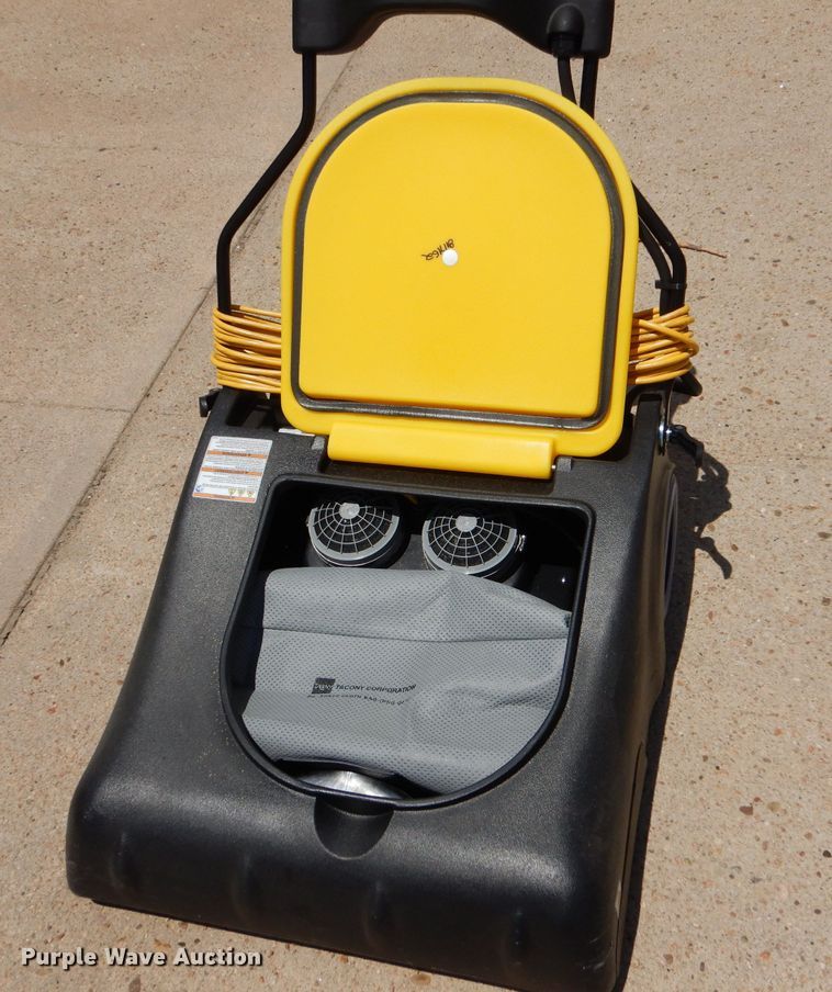 image for item LS9262 (7) floor cleaning machines