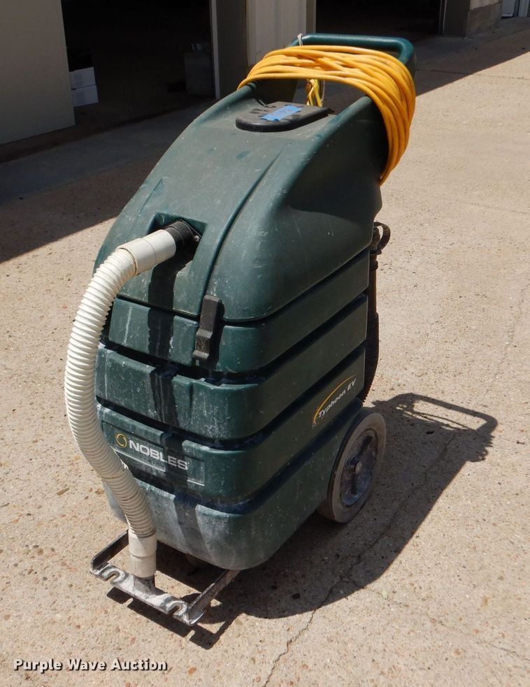 image for item LS9262 (7) floor cleaning machines