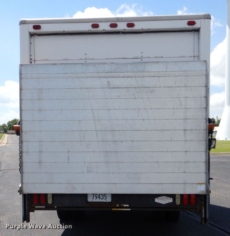 image for item LS9267 1999 Dodge Ram 3500  box truck