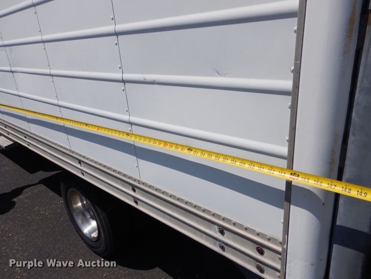 image for item LS9267 1999 Dodge Ram 3500  box truck