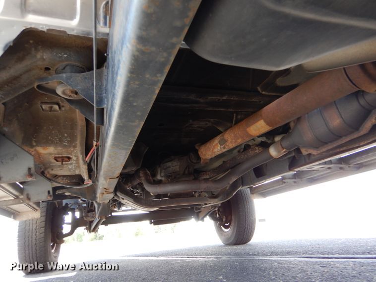 image for item LS9267 1999 Dodge Ram 3500  box truck