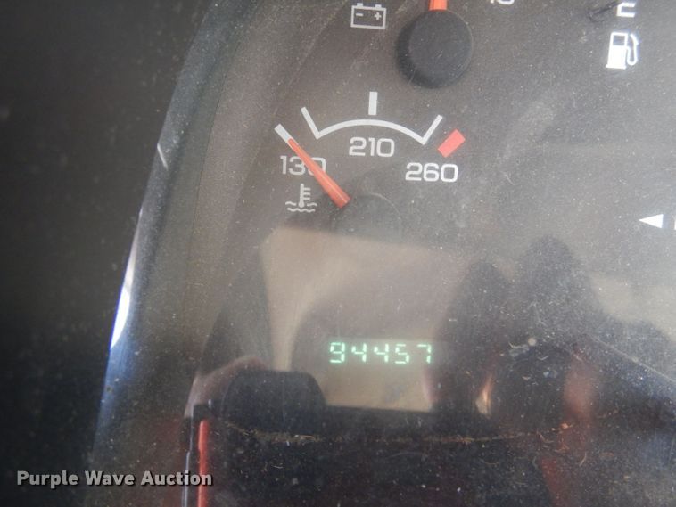 image for item LS9267 1999 Dodge Ram 3500  box truck