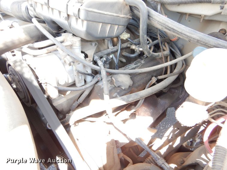 image for item LS9267 1999 Dodge Ram 3500  box truck