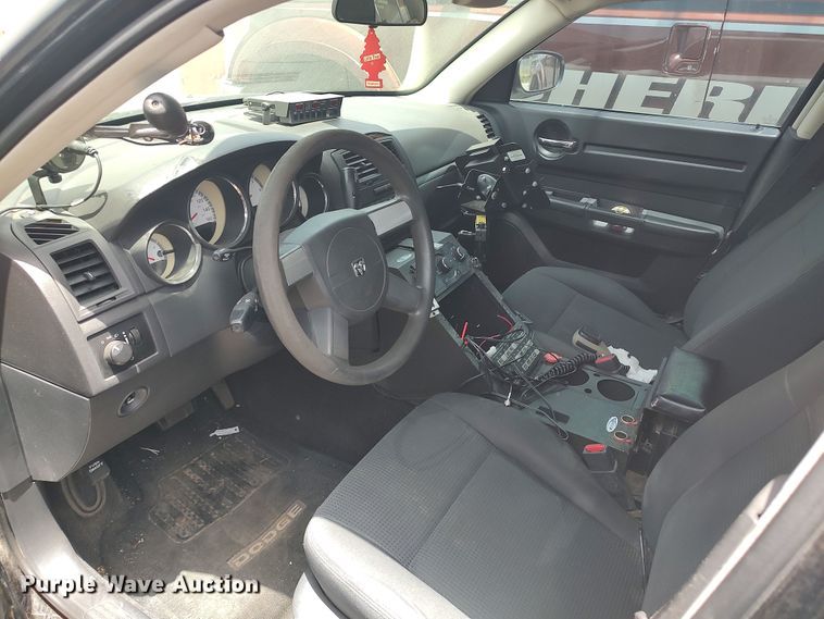 image for item LU9075 2010 Dodge Charger