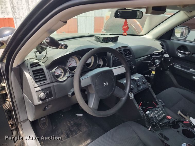 image for item LU9075 2010 Dodge Charger