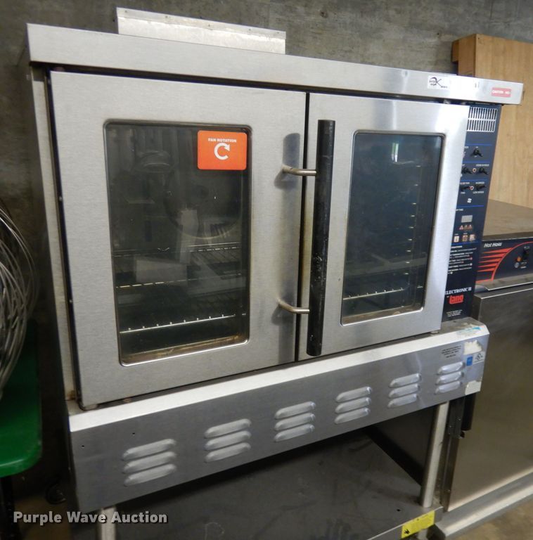 Lang Selectronic II convection oven in Kansas City, KS Item MD9044