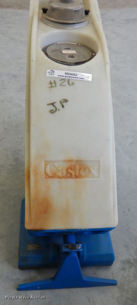 image for item MD9062 Castex Power Eagle 800  carpet extractor