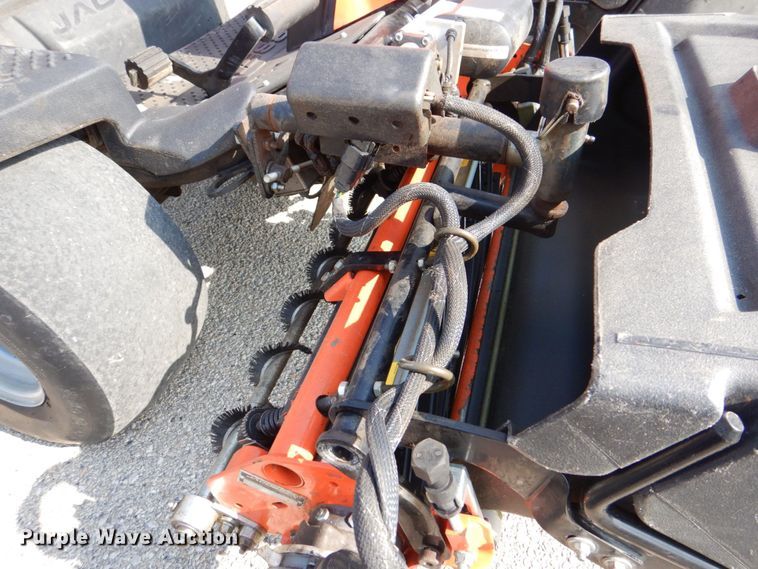 image for item MF9059 2015 Jacobsen Eclipse 322  reel mower