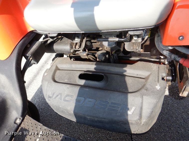 image for item MF9059 2015 Jacobsen Eclipse 322  reel mower