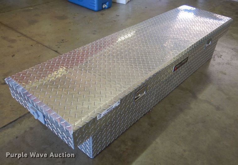 image for item MF9123 Challenger  toolbox