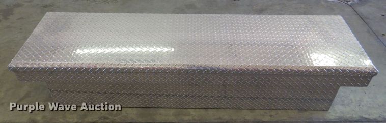 image for item MF9123 Challenger  toolbox