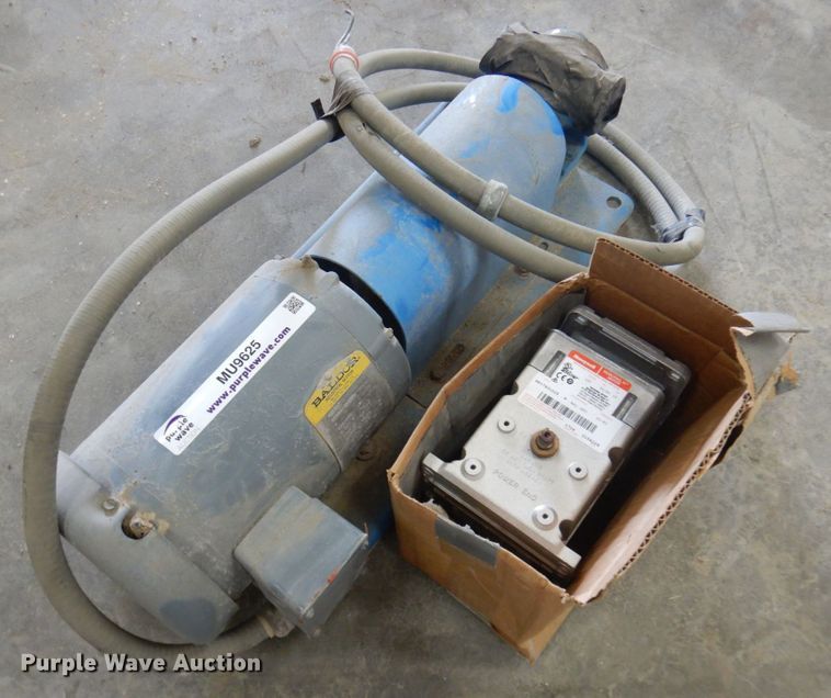 image for item MU9625 Baldor M3556T  fuel pump