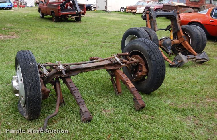 image for item DH8533 RV front and rear axle assemblies