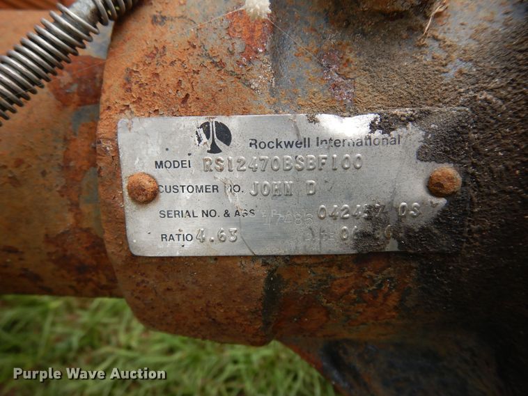 image for item DH8533 RV front and rear axle assemblies