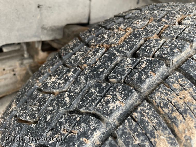 image for item DJ5196 2006 Chevrolet Express G3500  school bus