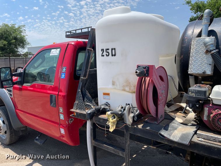 image for item DJ5209 2008 Ford F550 Super Duty  vacuum truck