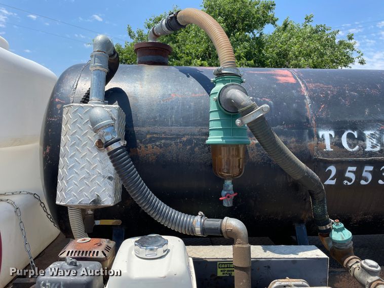 image for item DJ5209 2008 Ford F550 Super Duty  vacuum truck