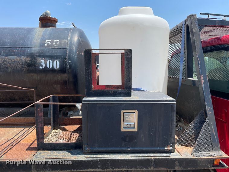 image for item DJ5209 2008 Ford F550 Super Duty  vacuum truck