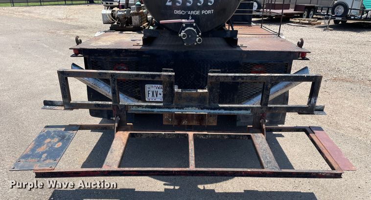 image for item DJ5209 2008 Ford F550 Super Duty  vacuum truck