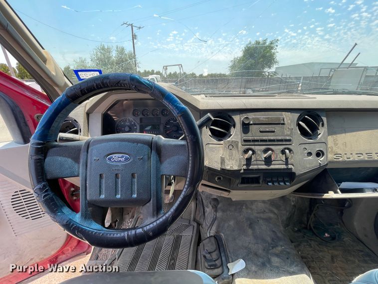 image for item DJ5209 2008 Ford F550 Super Duty  vacuum truck
