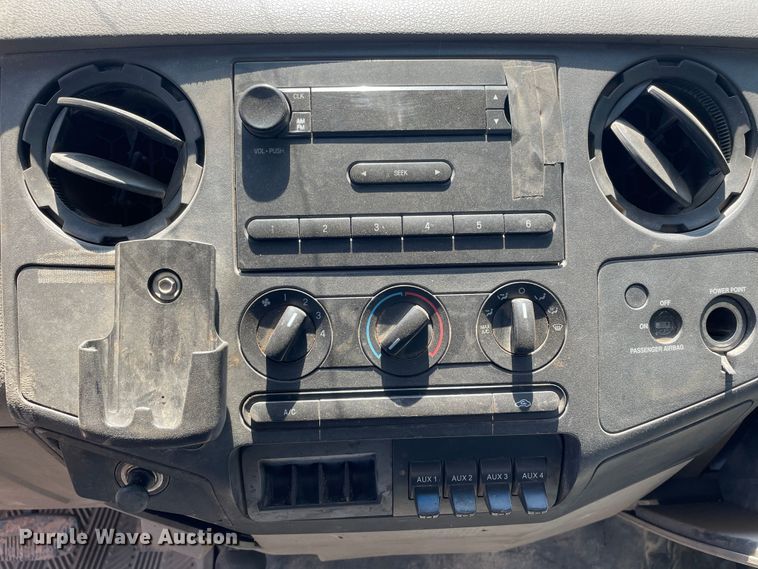 image for item DJ5209 2008 Ford F550 Super Duty  vacuum truck