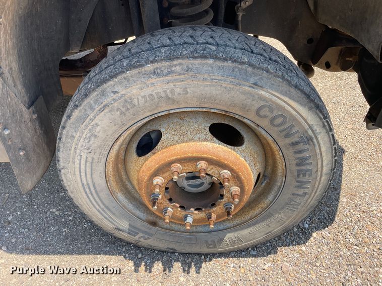 image for item DJ5209 2008 Ford F550 Super Duty  vacuum truck