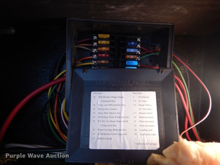 image for item DJ8962 2009 Carriage Carri-Lite  camper