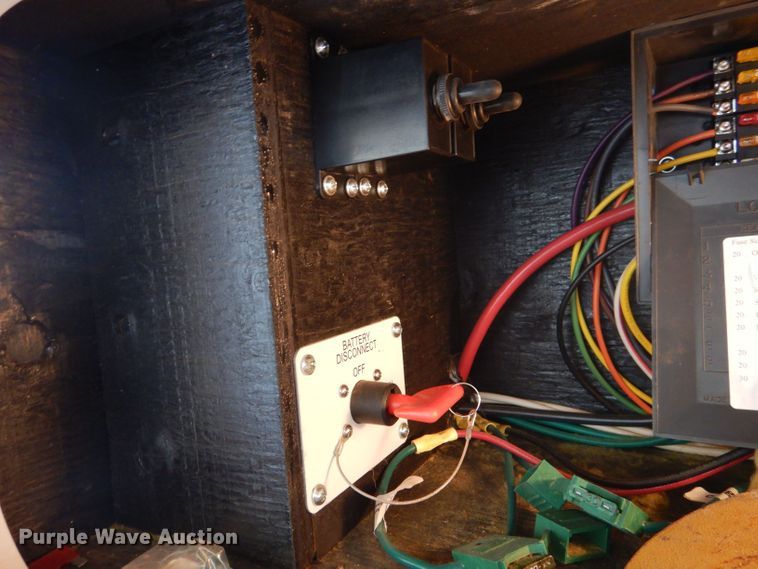 image for item DJ8962 2009 Carriage Carri-Lite  camper