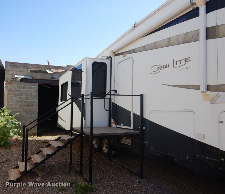 image for item DJ8962 2009 Carriage Carri-Lite  camper