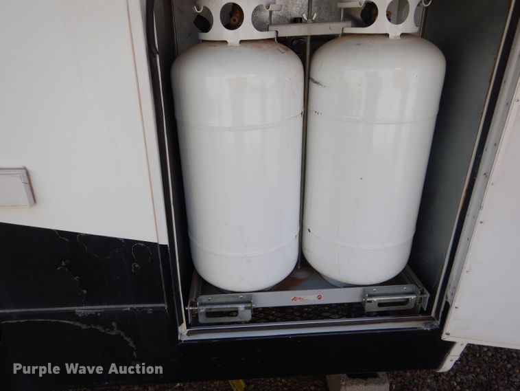 image for item DJ8962 2009 Carriage Carri-Lite  camper